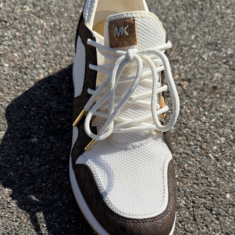 Michael Kors Wedge Sneakers** Bundle 5+ items and name your offer!!! 💖💞 - Picture 6 of 6
